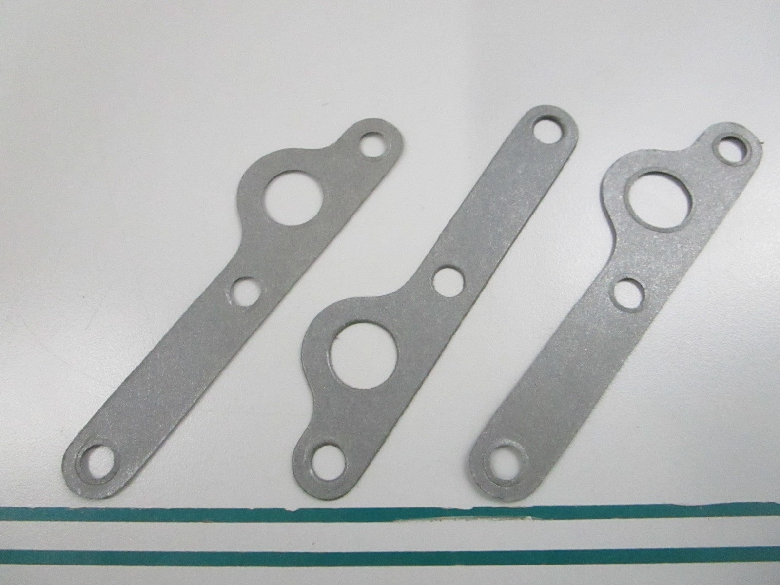 NEW OEM (LOT OF 3) 332999 0332999 OMC Johnson Evinrude Gasket 0810