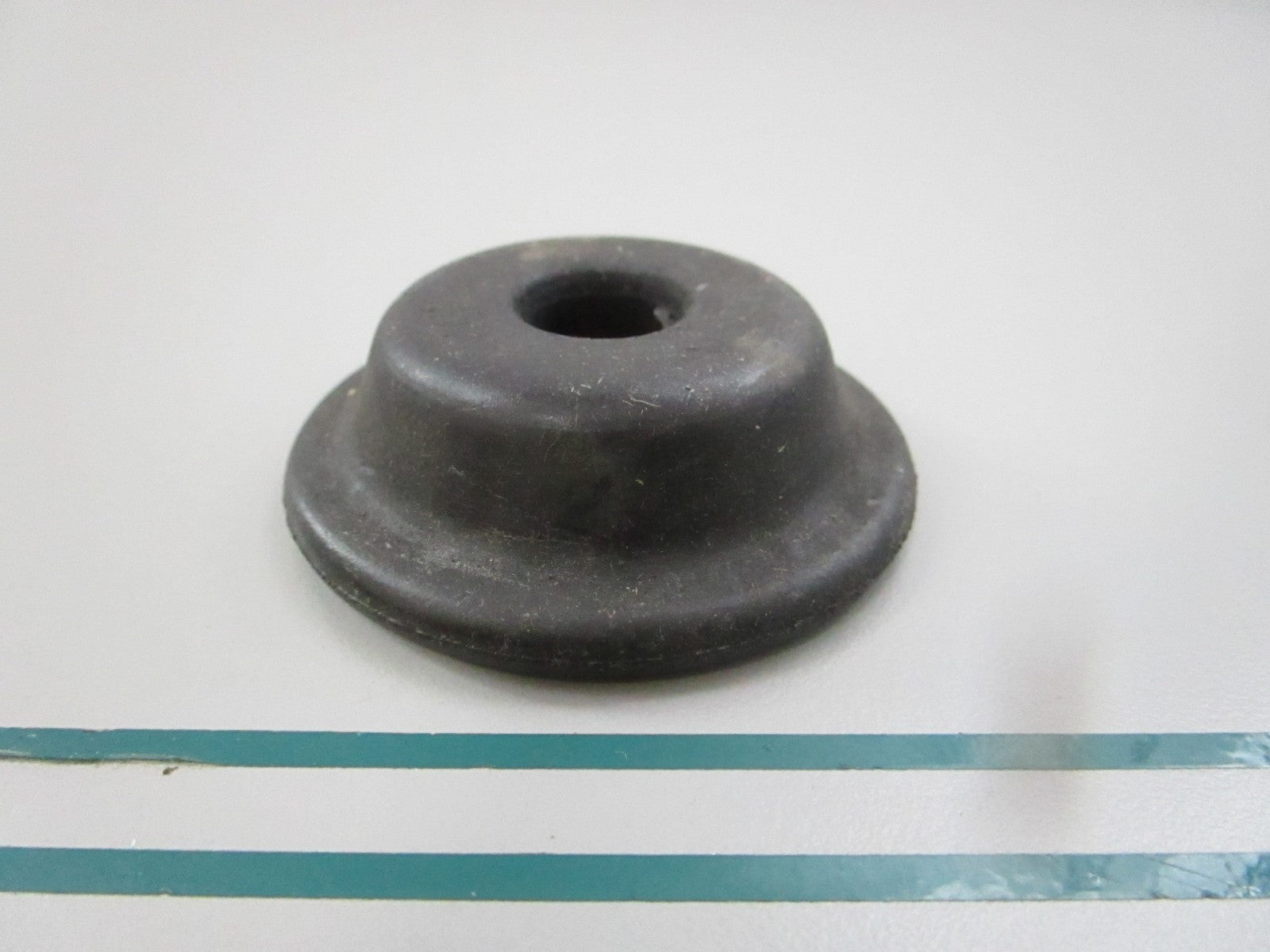 NEW OEM 1219870339 Mercedes-Benz Rubber Bumper 0810