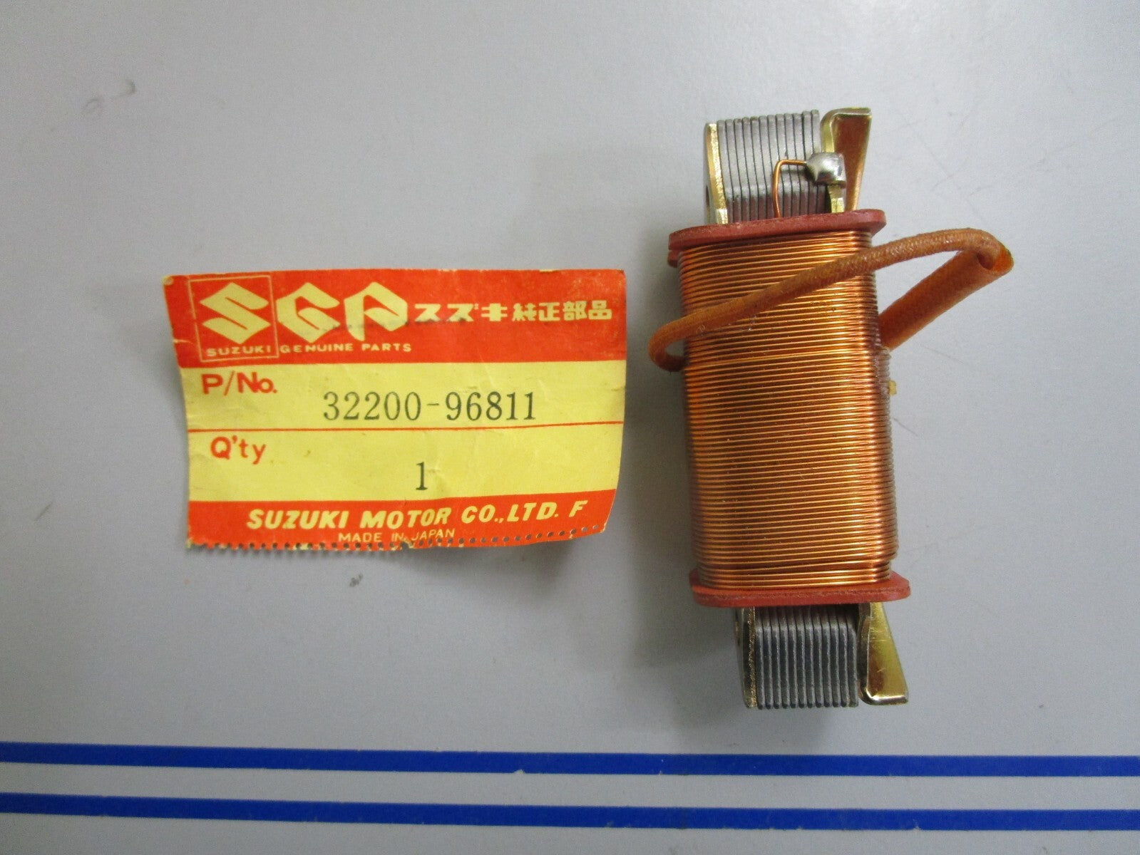 *NEW OEM* 0820 Suzuki Ignition  Coil 32200-96811