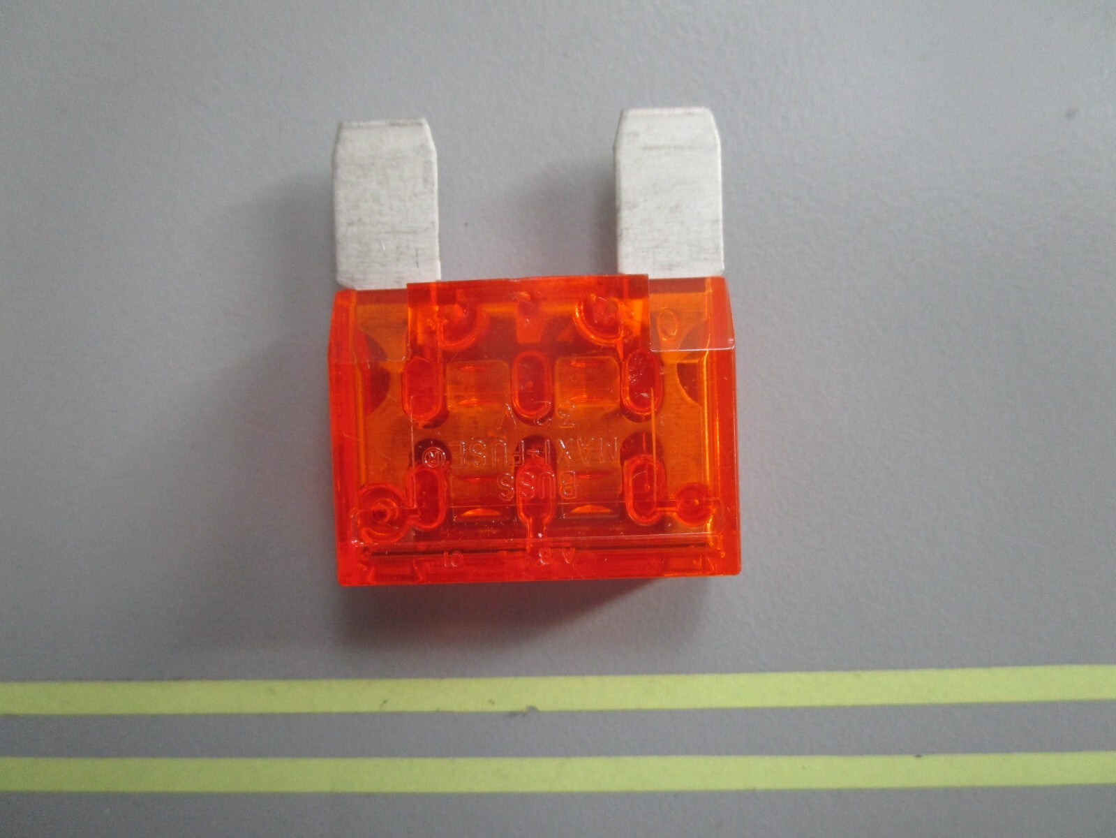 *NEW OEM* 0810 Volvo Penta Fuse 3841371