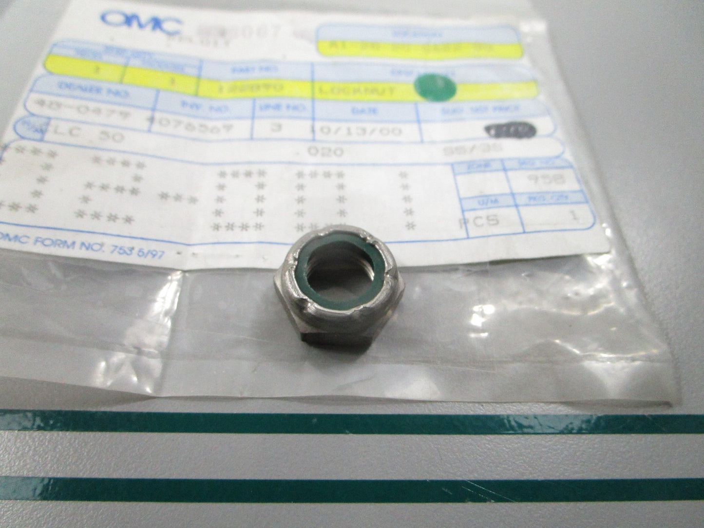 NEW OEM 122890 0122890 OMC Johnson Evinrude Locknut 0810