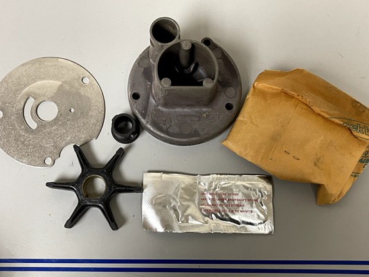 *NEW OEM* 0670 OMC Johnson Evinrude Water Pump Kit 379774 0379774