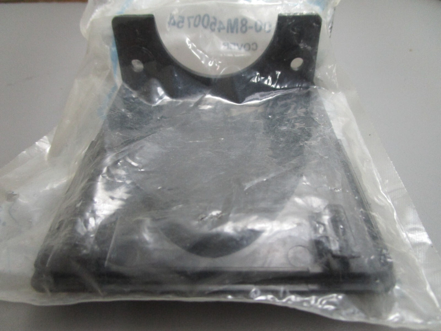 *NEW OEM* 0810 Mercury Quicksilver Cover 100-8M4500754