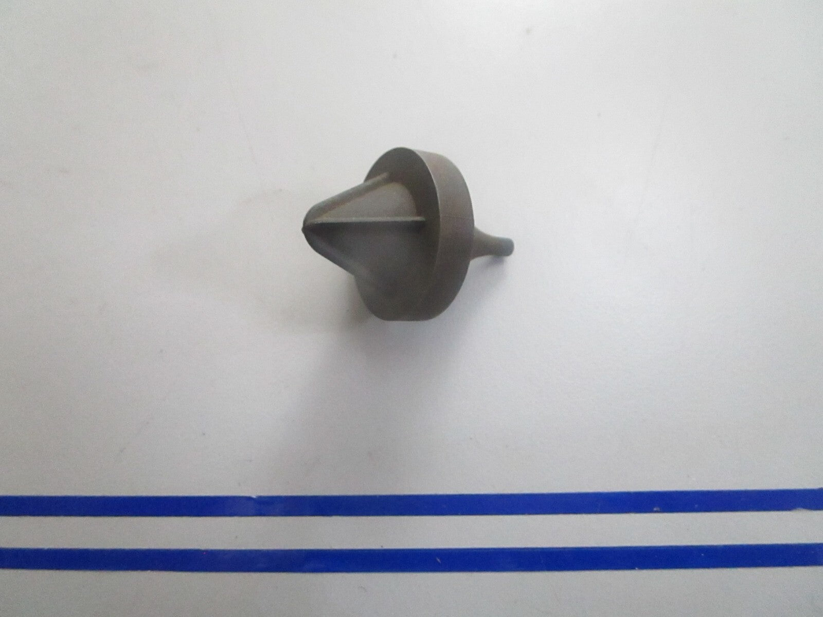 *NEW OEM* 0810 OMC Johnson Evinrude Bumper 313984 0313984