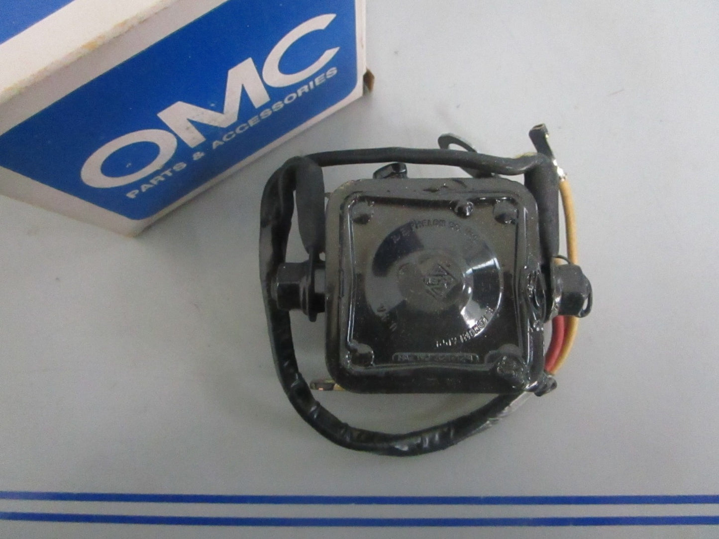 NEW OEM 980424 0980424 OMC Johnson Evinrude Solenoid 0820