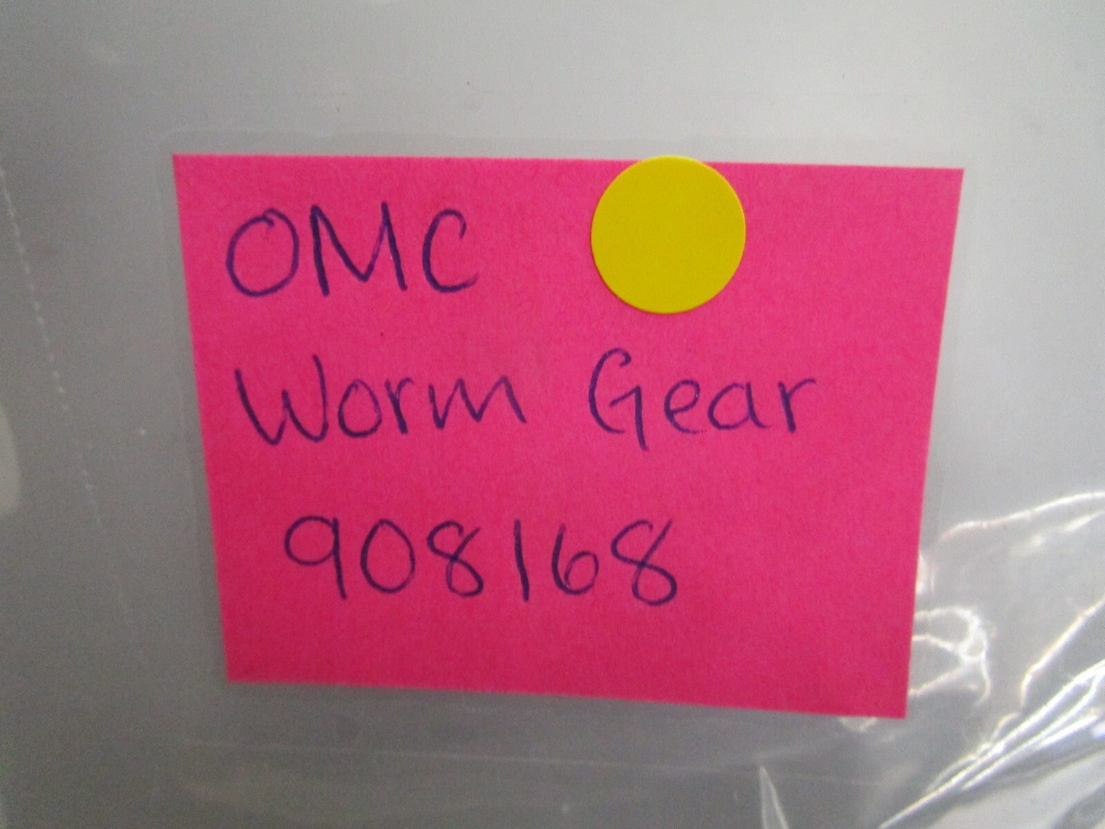 *NEW OEM* 0820 OMC Johnson Evinrude Worm Gear 908168 0908168