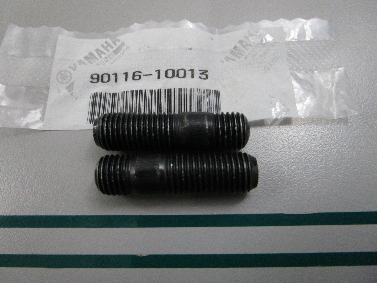 NEW OEM (LOT OF 2) 90116-10013 Yamaha Stud 0810