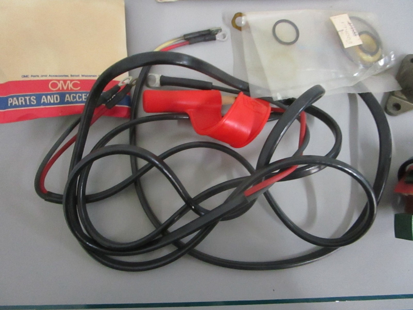 NEW OEM 174037 0174037 OMC Johnson Evinrude Battery Charge Kit 0820