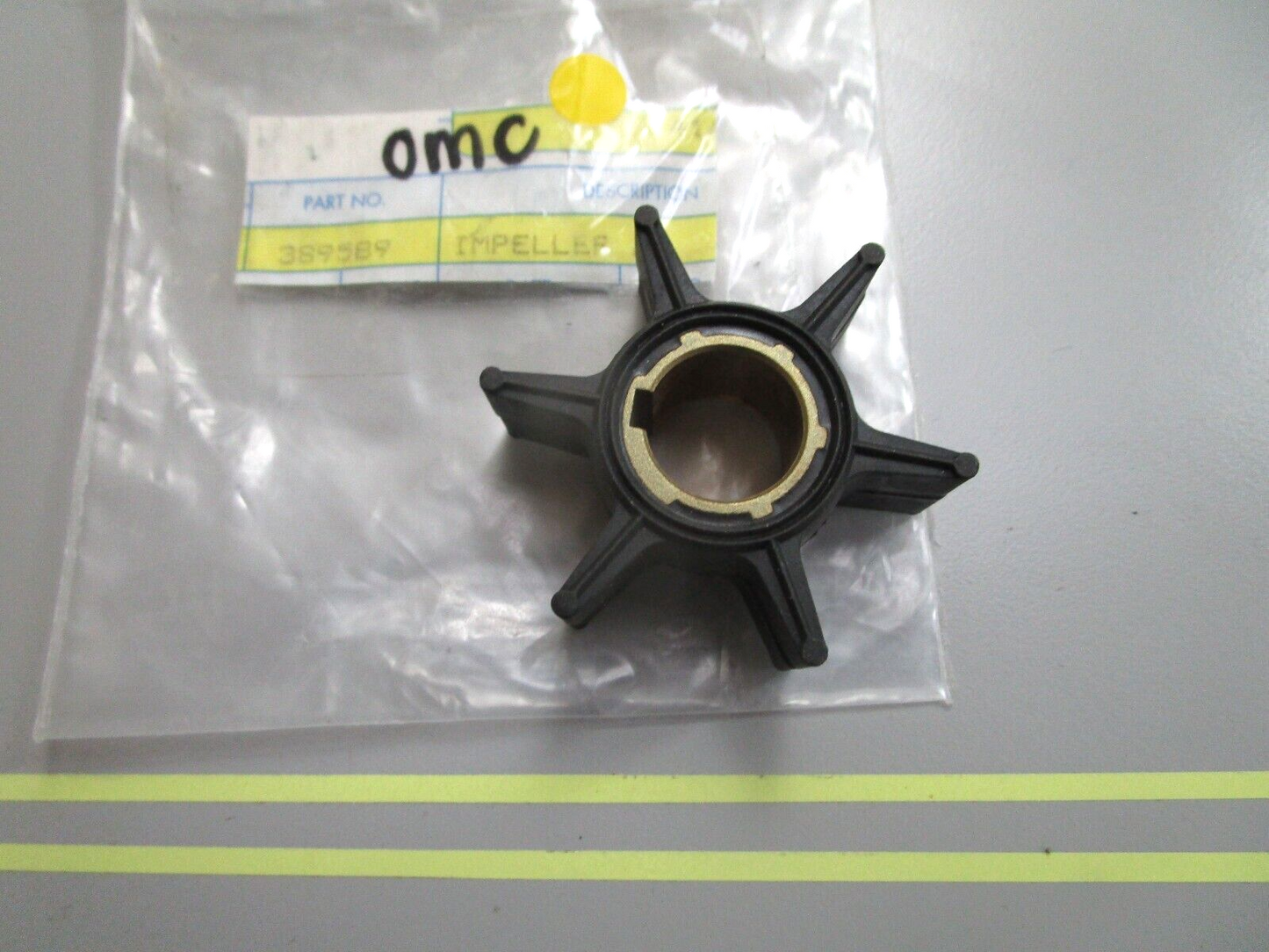 *NEW OEM* 0750 OMC Johnson Evinrude IMPELLER 389589 0389589