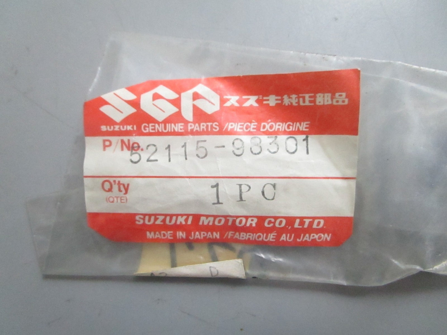 *NEW OEM* 0820 Suzuki Cap 52115-98301