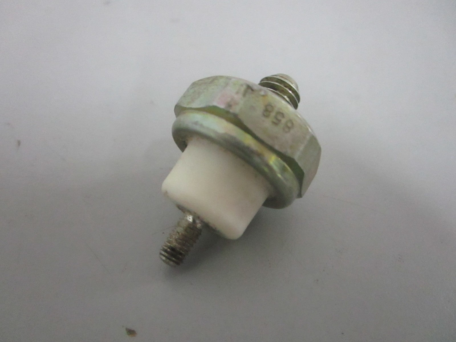 *NEW OEM* 0820 Mercury Quicksilver Sensor 826858