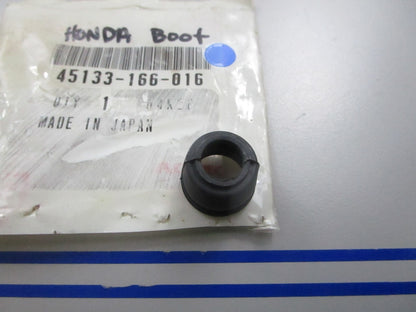 *NEW OEM* 0810 Honda Boot 45133-166-016