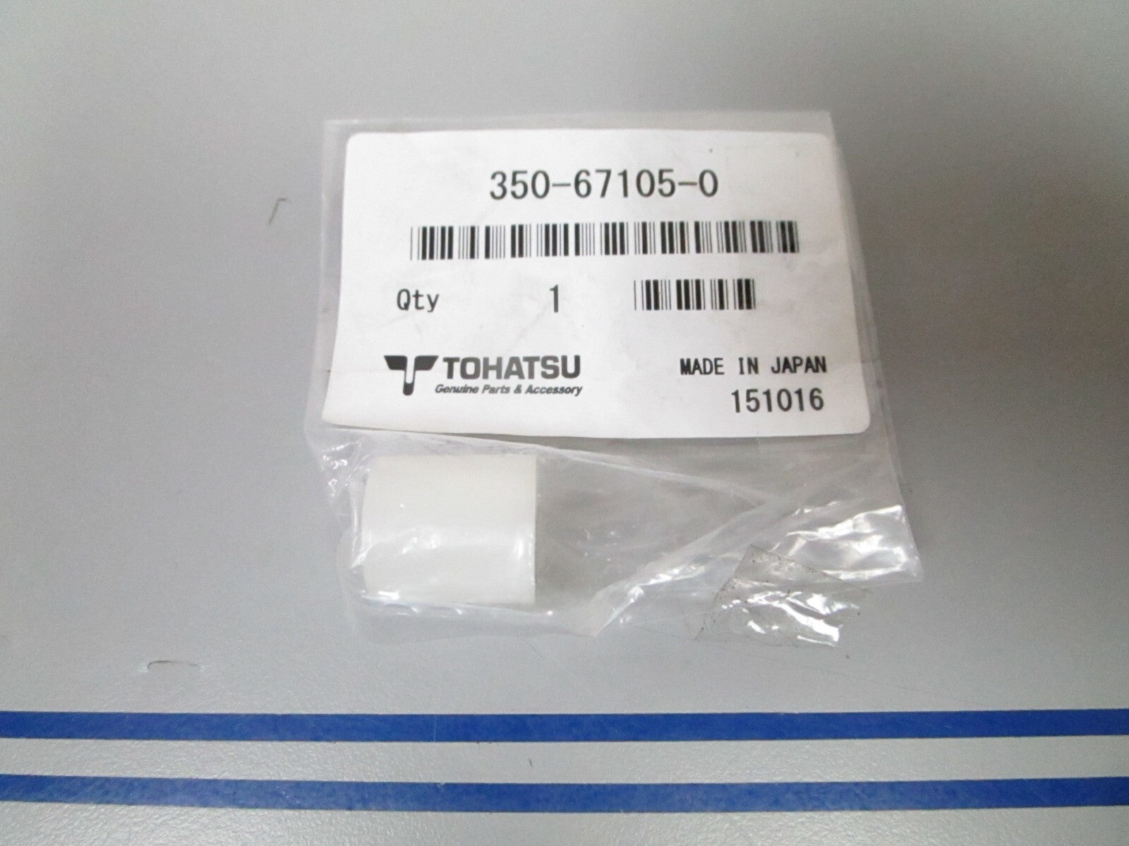 *NEW OEM* 0810 Tohatsu Bushing 350-67105-0 350671050