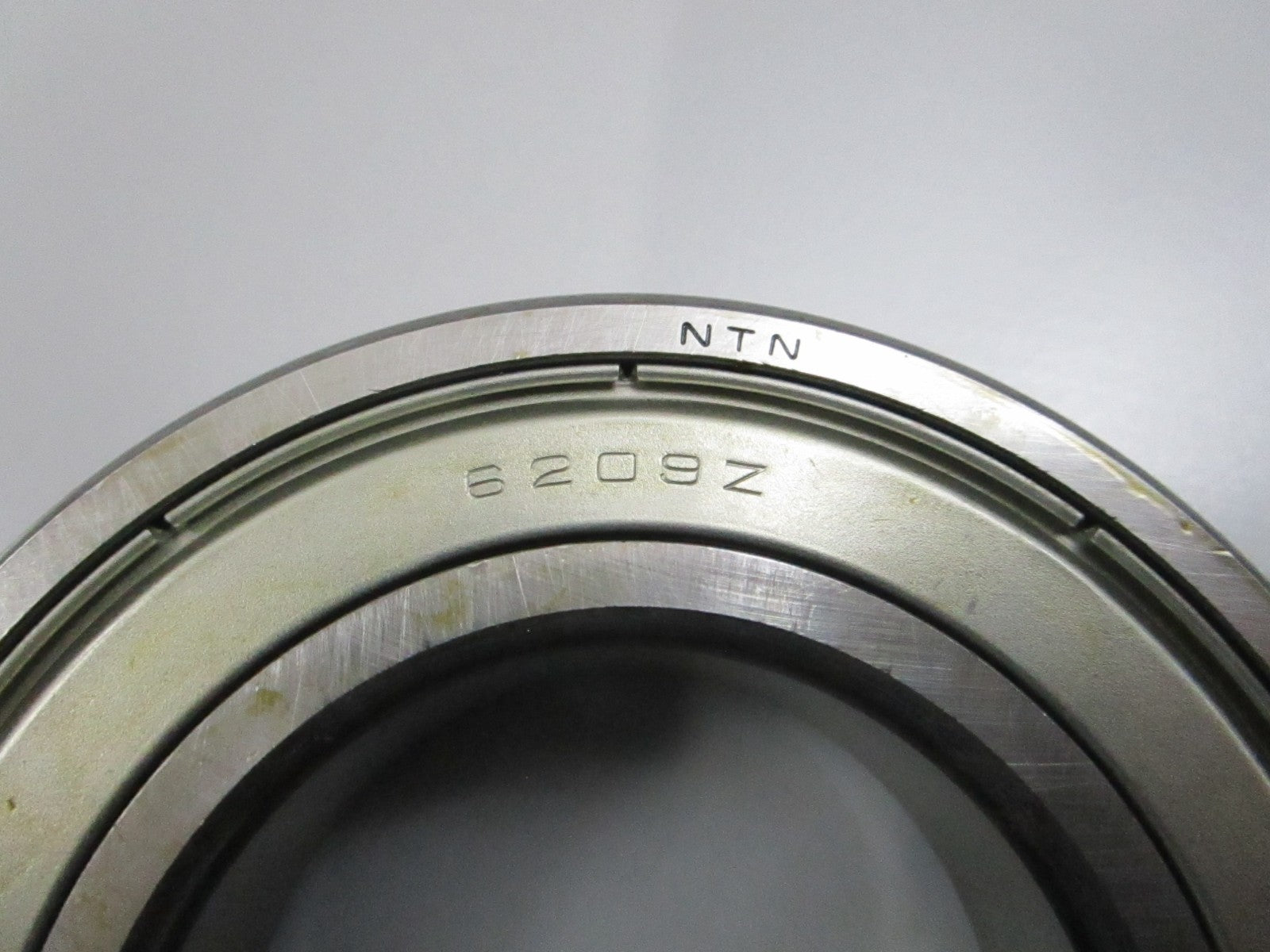 NEW 6209ZZC3 NTN Bearing 0810