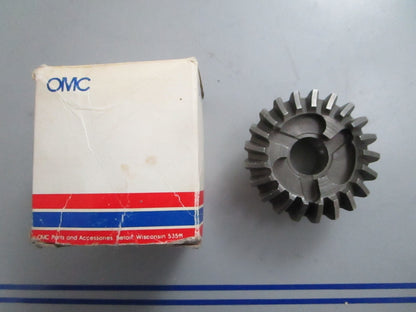 *NEW OEM* 0820 OMC Johnson Evinrude 21T Reverse Gear 325258 0325258