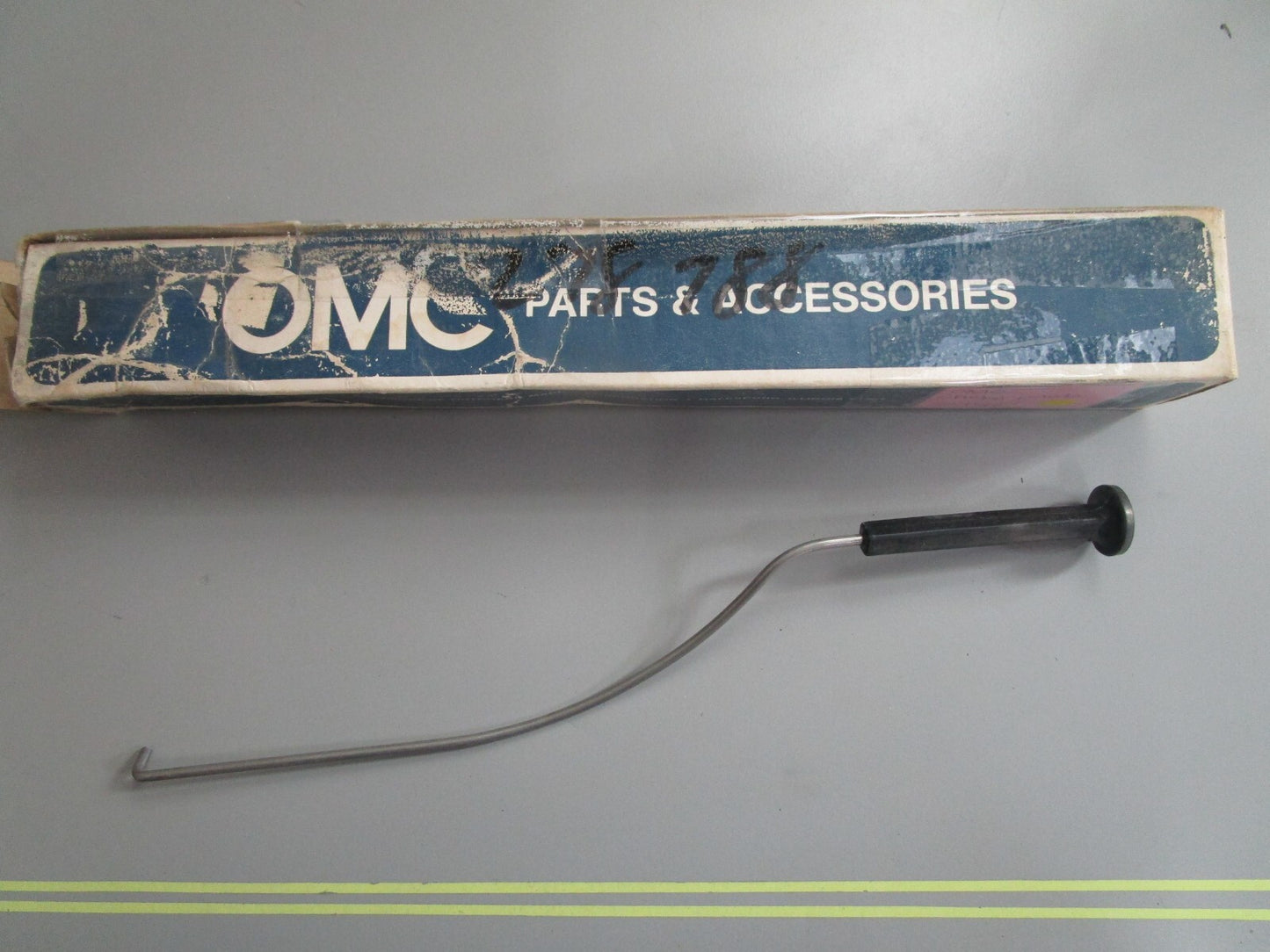 *NEW OEM* 0810 OMC Johnson Evinrude Choke Knob 381461 0381461