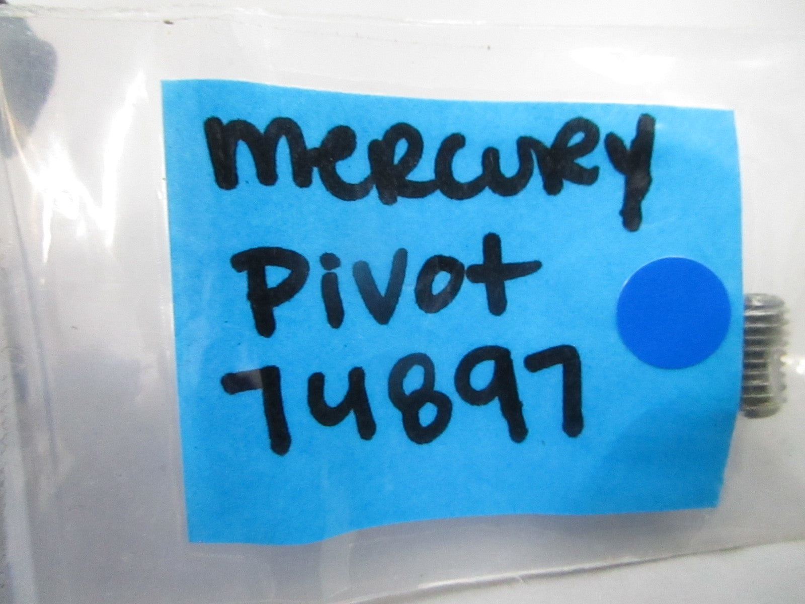 *NEW OEM* 0810 Mercury Quicksilver Pivot 74897
