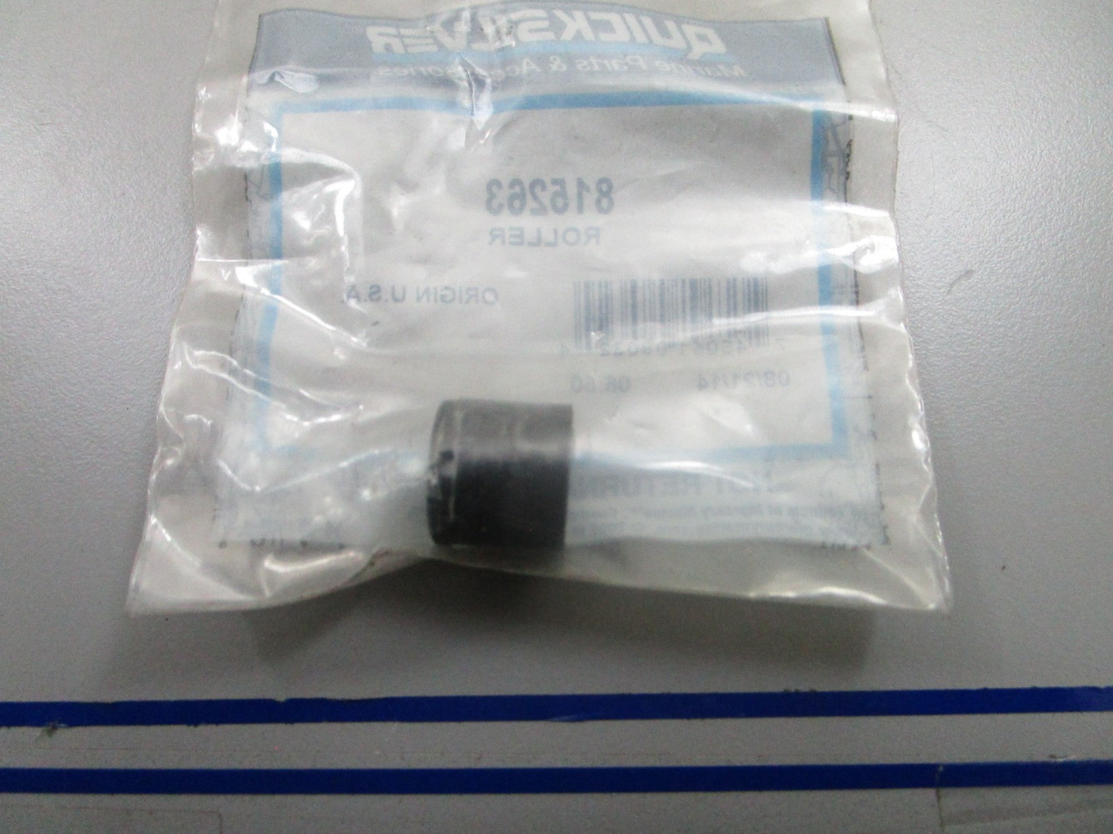 *NEW OEM* 0810 Mercury Quicksilver Roller 815263