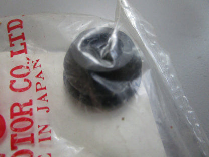 *NEW OEM* 0810 Honda Grommet 64234-MG9-770