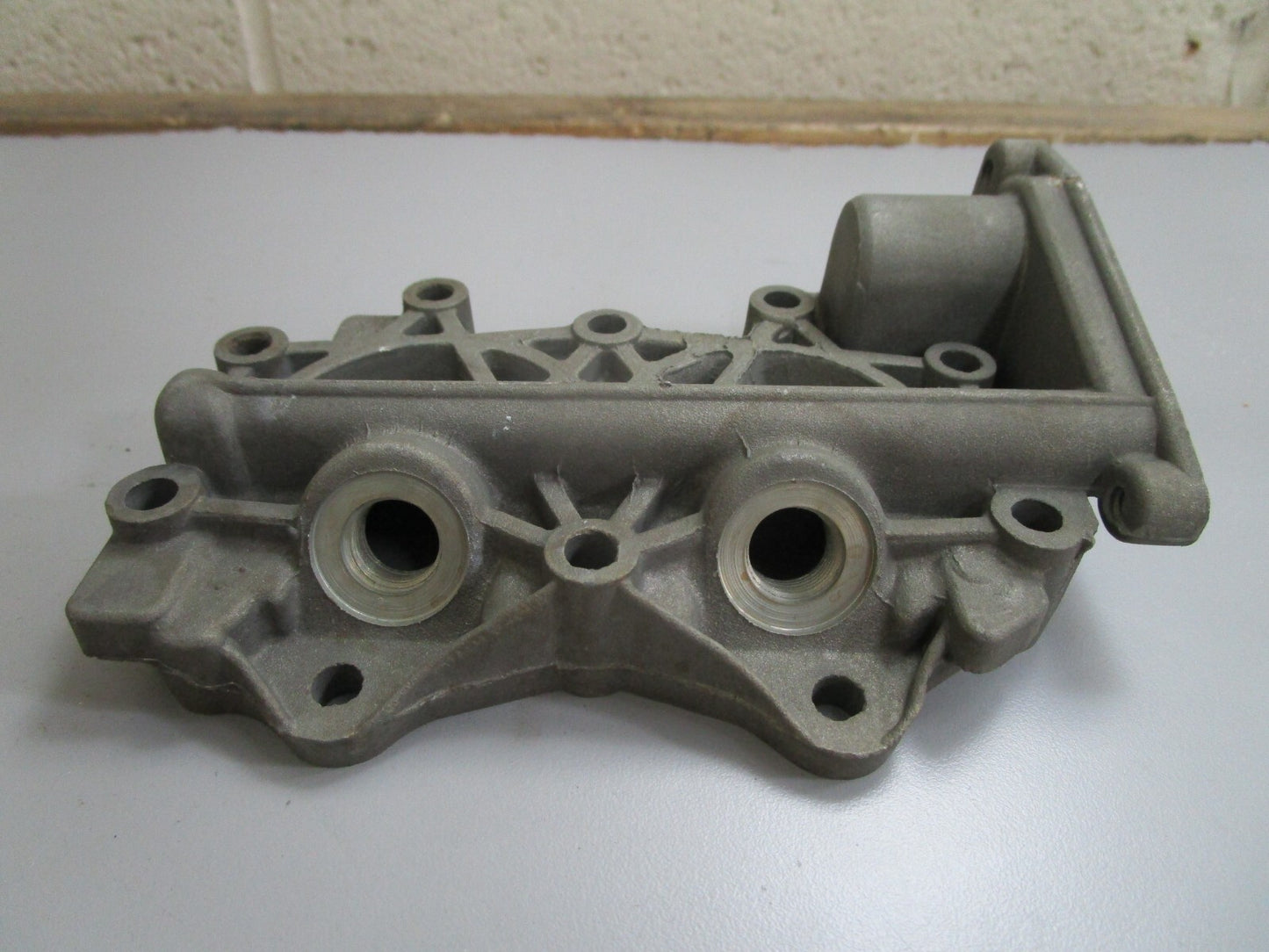 *NEW OEM* 0820 OMC Johnson Evinrude Cylinder Head 321252 0321252