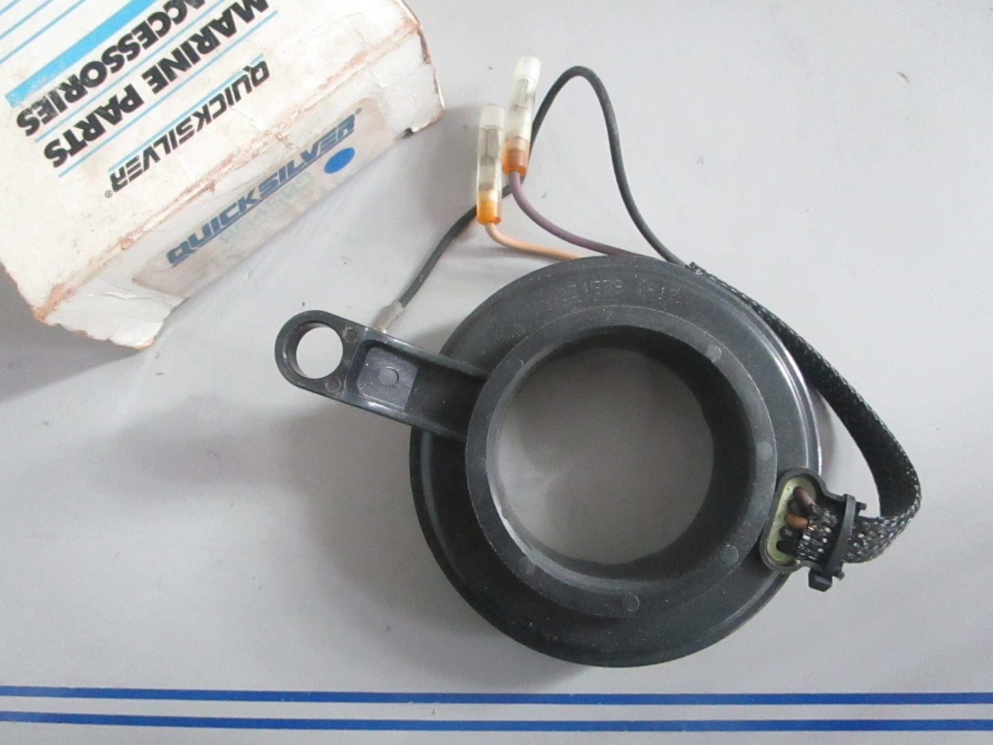 NEW OEM 854509 Mercury Quicksilver 2 Cyl. Trigger Assy  0820