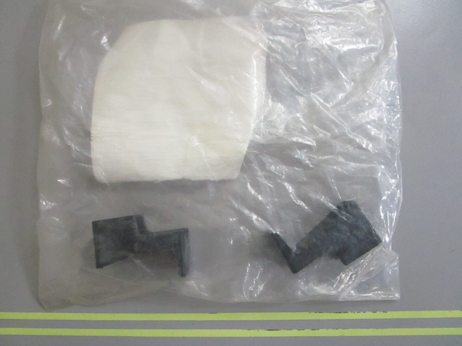 *NEW OEM* (LOT OF 2) 0810 OMC Johnson Evinrude Grommet 123536 0123536