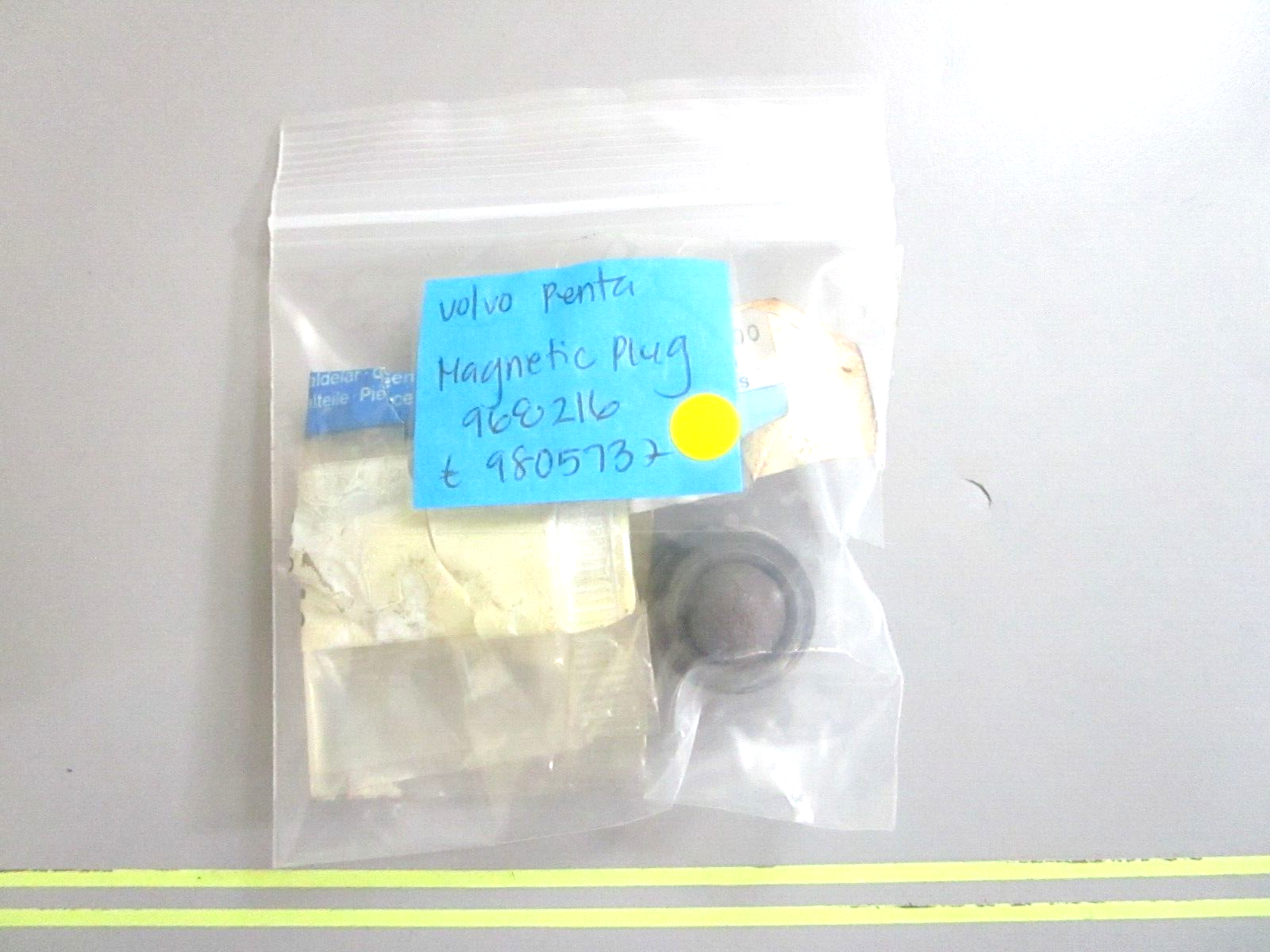 *NEW OEM* 0750 Volvo Penta MAGNETIC PLUG 968216 (980573)