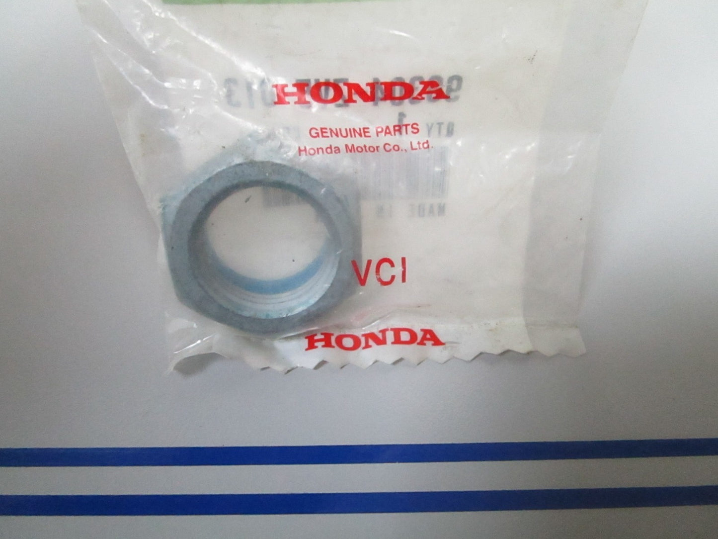 NEW OEM 90304-ZV5-013 Honda Nut 0720