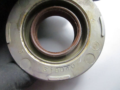 *NEW OEM* 0810 OMC Johnson Evinrude Crankcase Head 386162 0386162