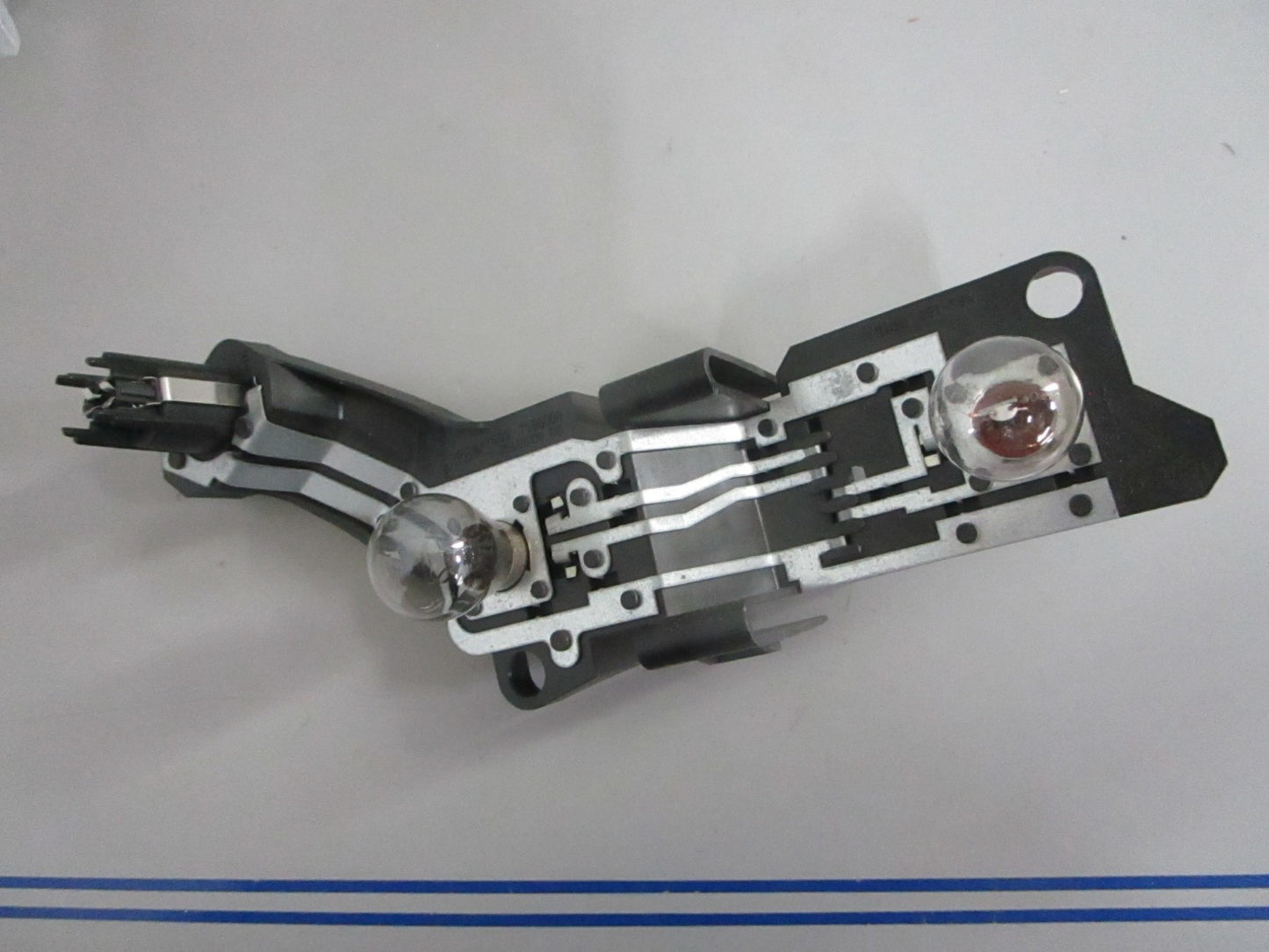 *NEW OEM* 0820 MINI Rear Driver's Side Socket Bulb 63217166007