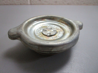 *NEW OEM* 0770 Volvo Penta Oil filler Cap 818620