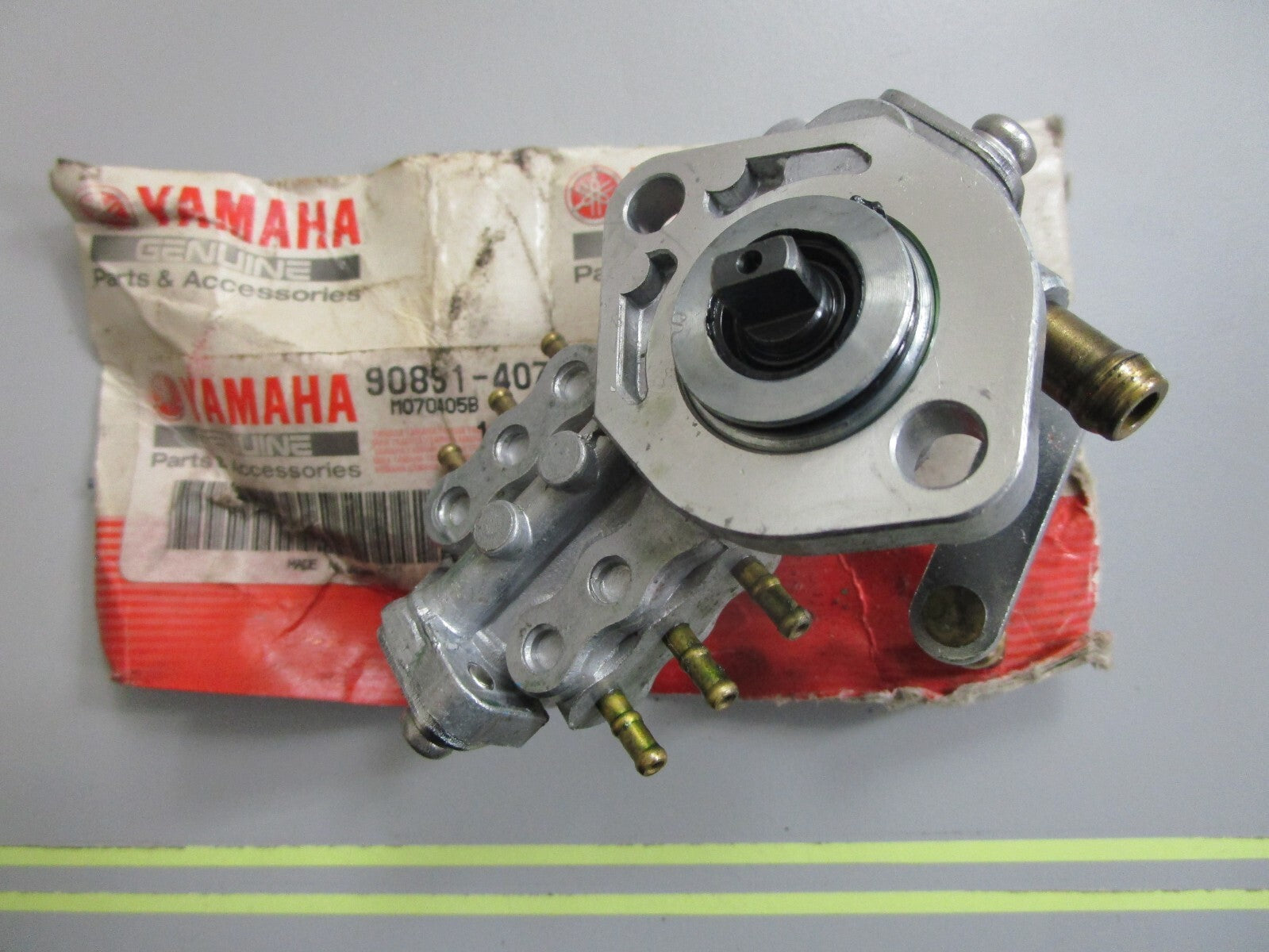 *NEW OEM* 0820 Yamaha Oil Injection Pump 90891-40722-00