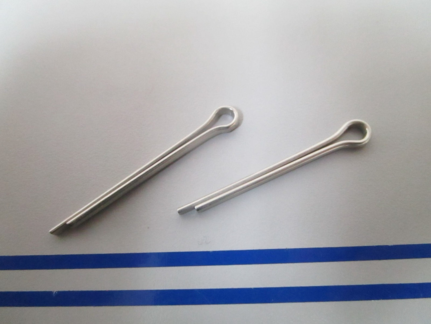 NEW OEM (LOT OF 2) 306394 0306394 OMC Johnson Evinrude Cotter Pin 0810