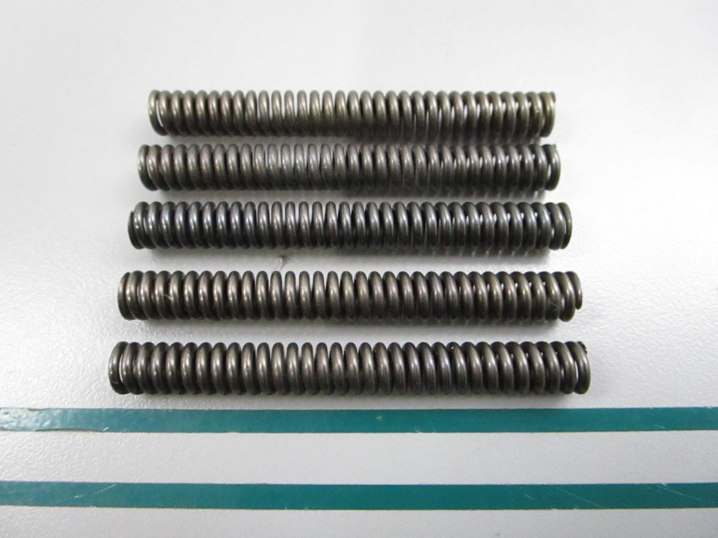 NEW OEM 90501-14M06-00 Yamaha Compression Spring 0810