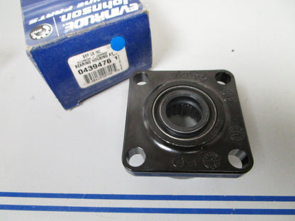 *NEW OEM* 0840 Johnson Evinrude Bearing Housing Ay 0439476 439476