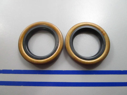 NEW OEM (LOT OF 2) 32600 Tecumseh Oil Seal 0810