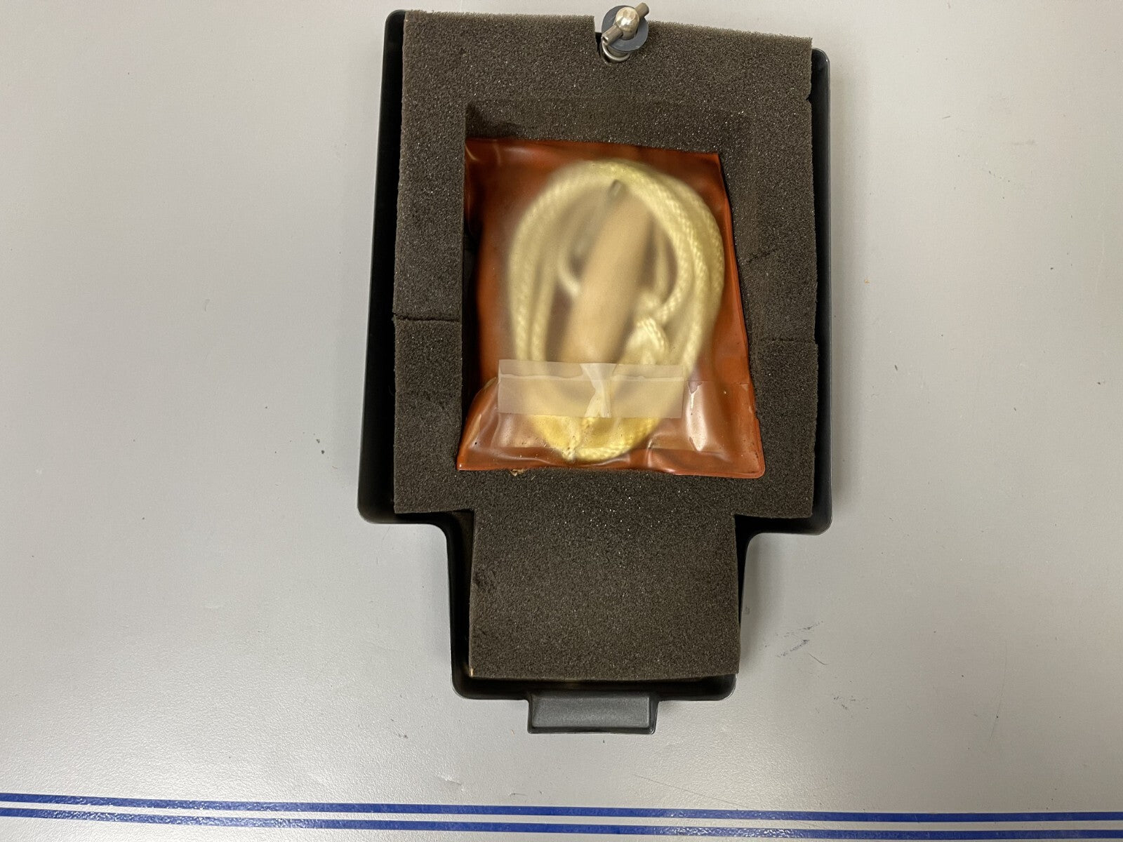 *NEW OEM* 0670 Mercury Mariner 75 80 hp Front Cover Cowl 2163-6393A6