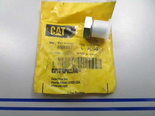 *NEW OEM* 0810 CAT Plug 8M-9307