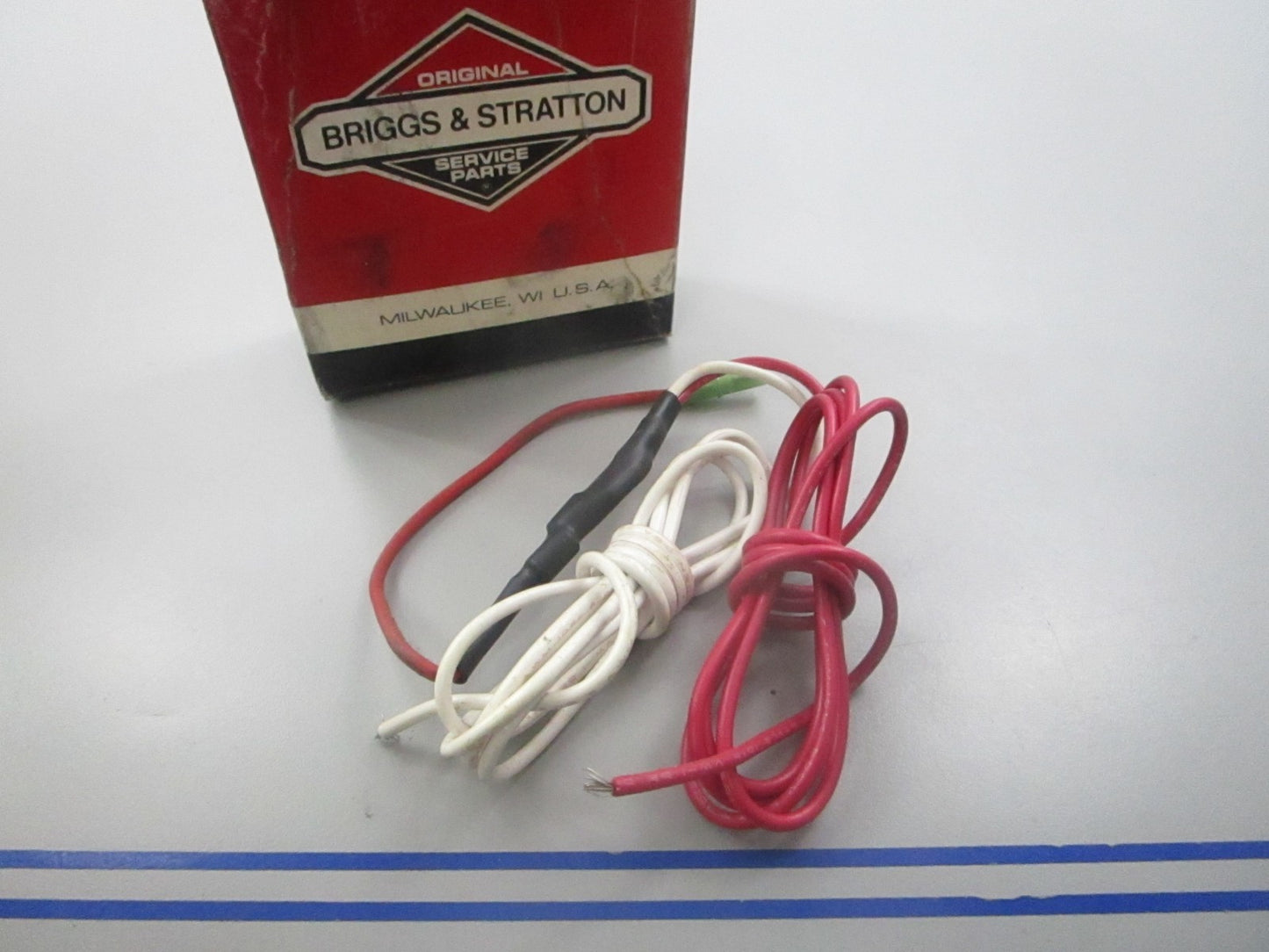 NEW OEM 392606 Briggs & Stratton Alternator Harness 0810