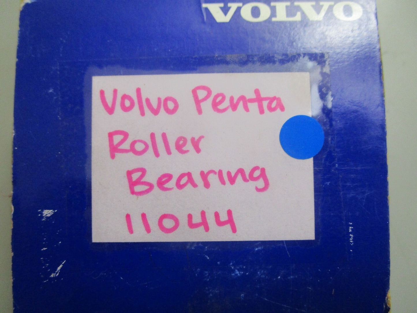 *NEW OEM* 0820 Volvo Penta Roller Bearing 11044