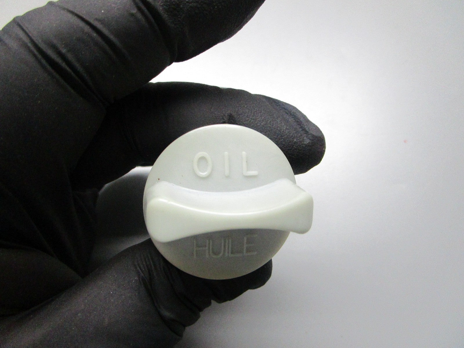 *NEW OEM* 0810 Honda Oil Filler Cap 15620-ZE8-000