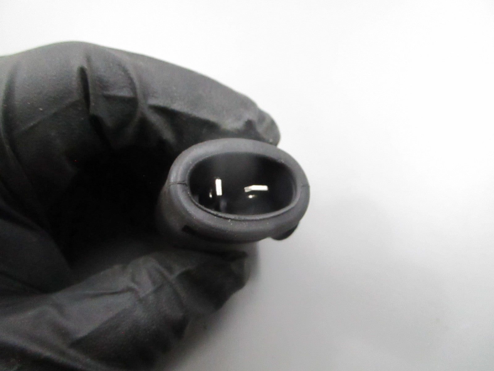 *NEW OEM* 0810 Honda Receptacle Plug 31652-881-014