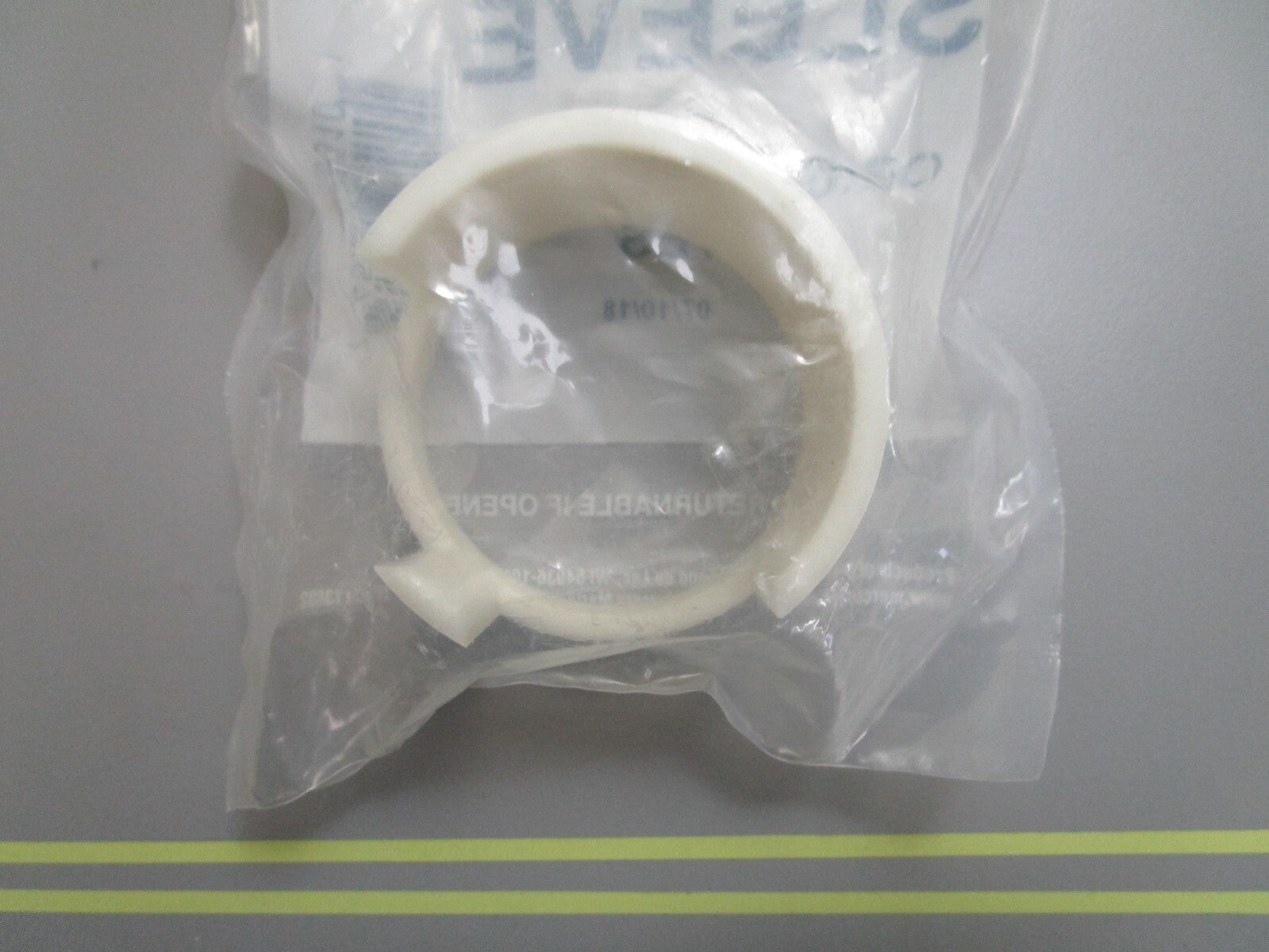 *NEW OEM* 0810 Mercury Quicksilver Sleeve 23-806922