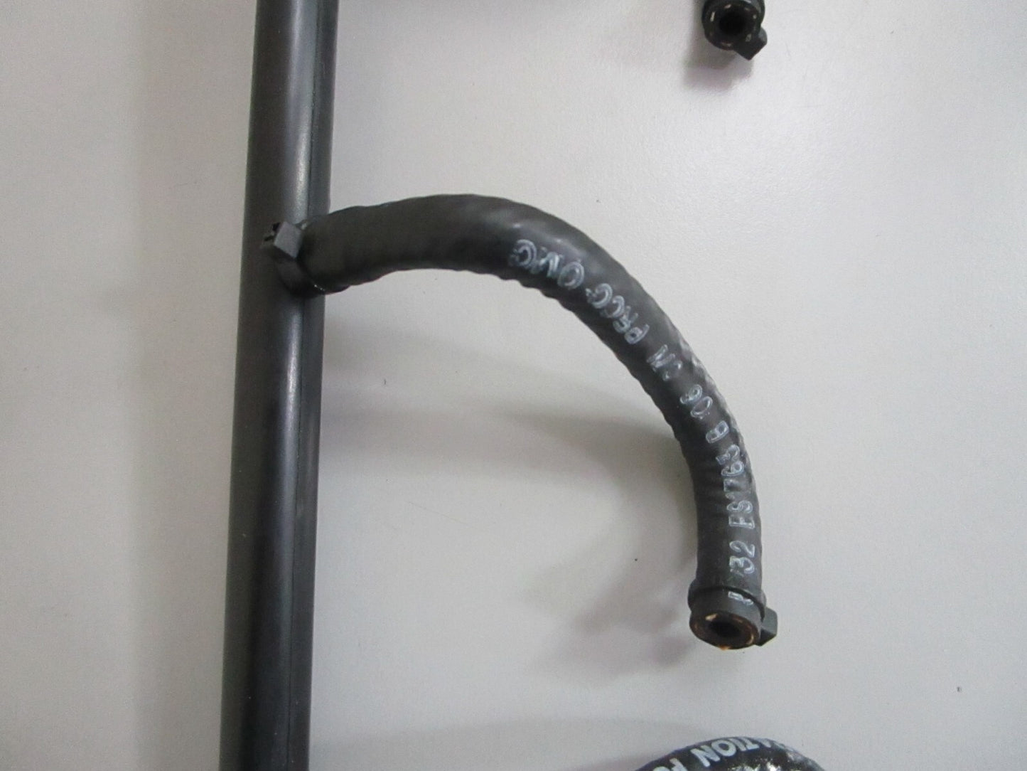 *NEW OEM* 0820 OMC Johnson Evinrude Fuel Manifold Assy 436032 0436032 339367