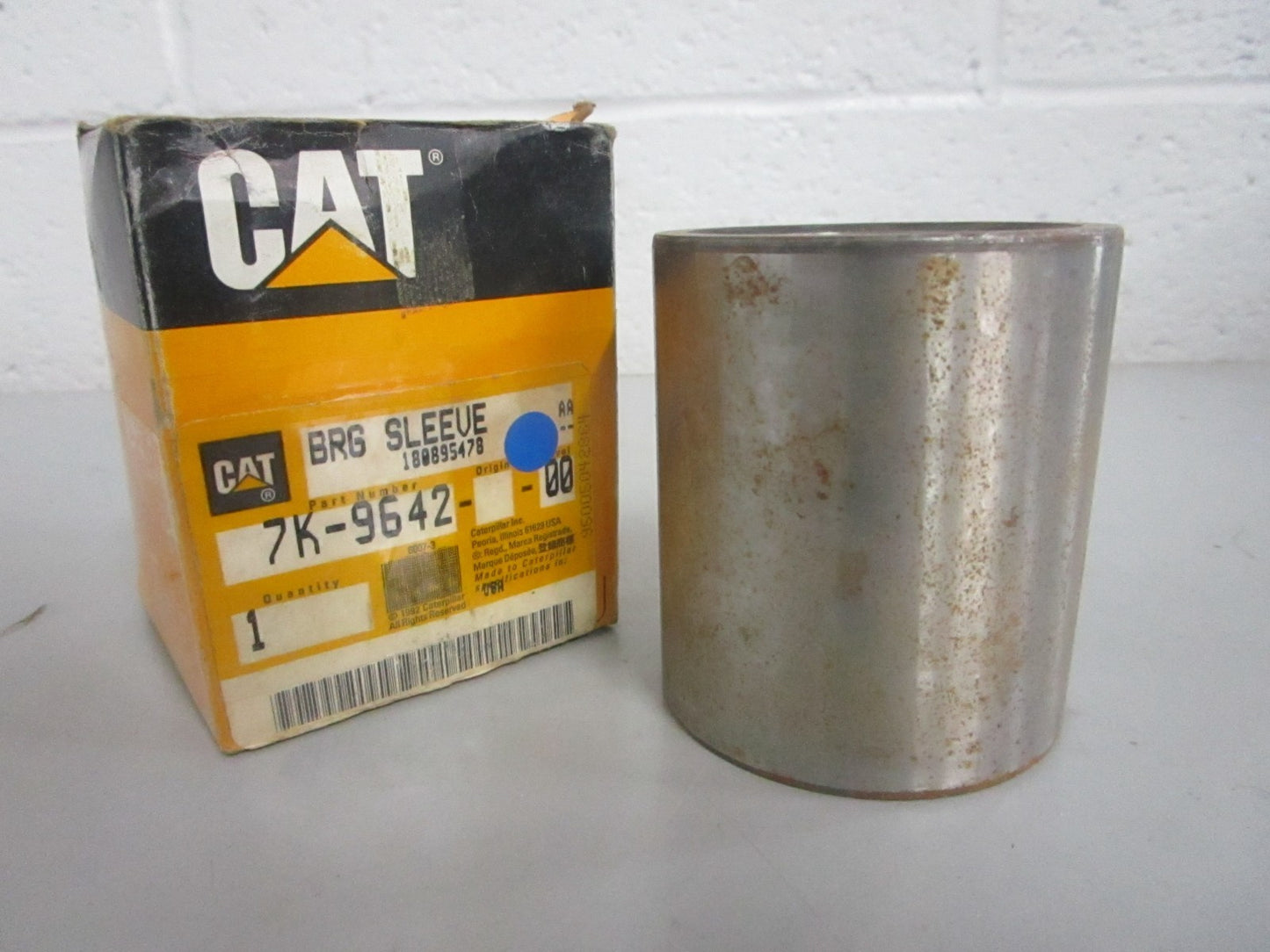 NEW OEM 7K-9642 CAT Bearing Sleeve 0820