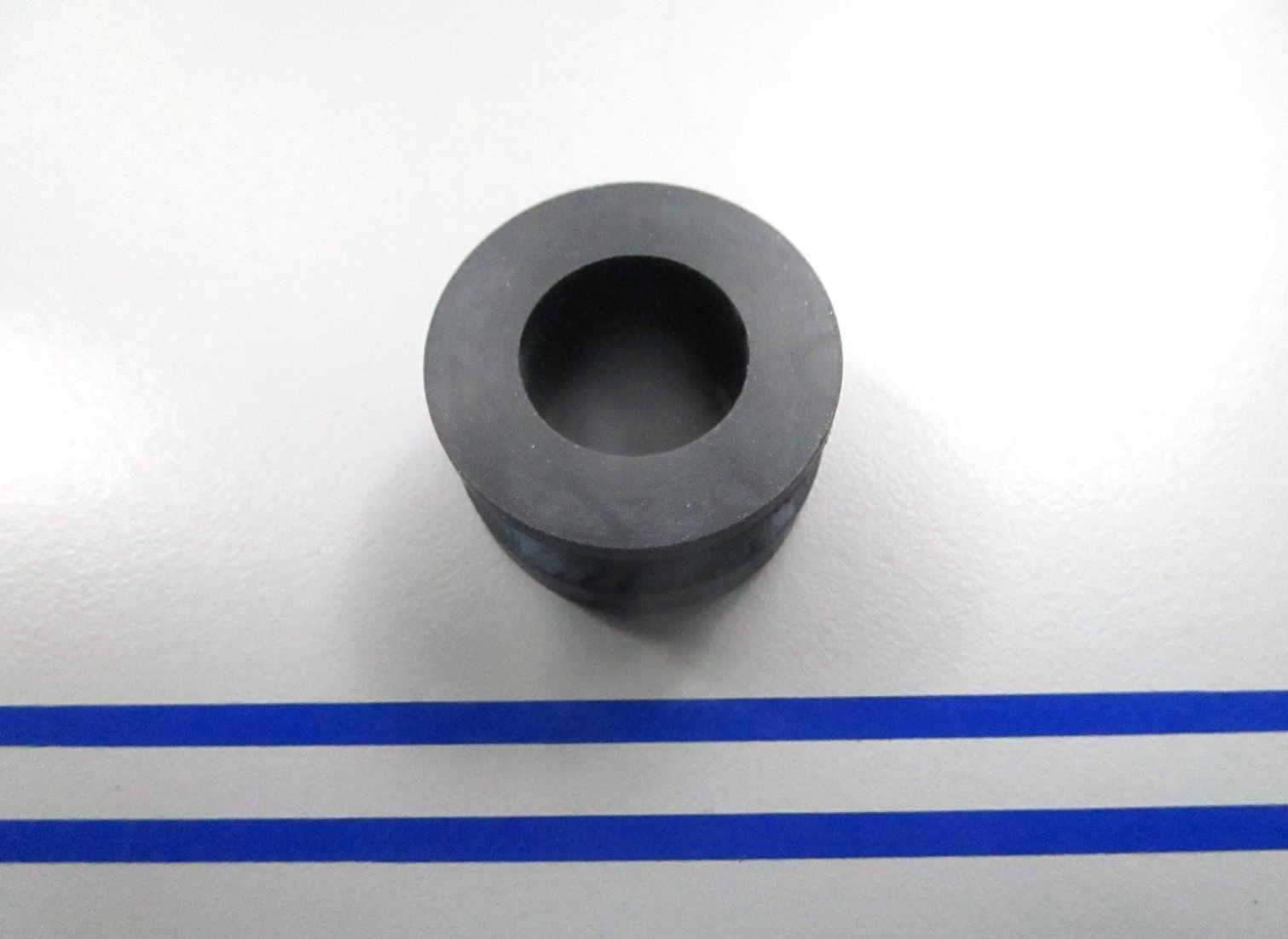 *NEW OEM* 0810 Tohatsu Grommet 353-67166-0 353671660