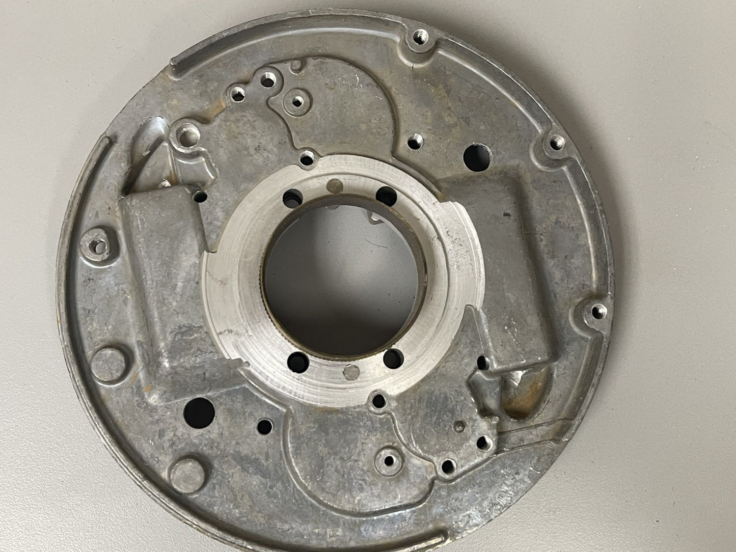 NEW OEM 580283 Johnson Evinrude Armature Plate 0670
