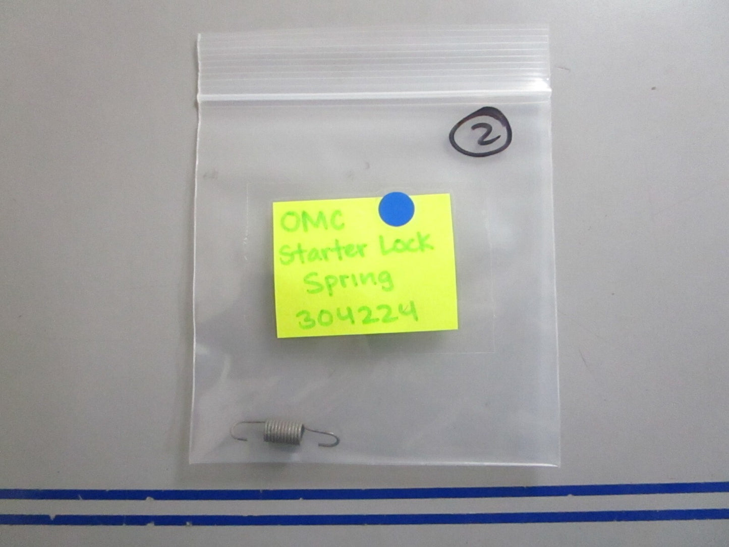 *NEW OEM* 0810 OMC Johnson Evinrude Starter Lock Spring 304224 0304224
