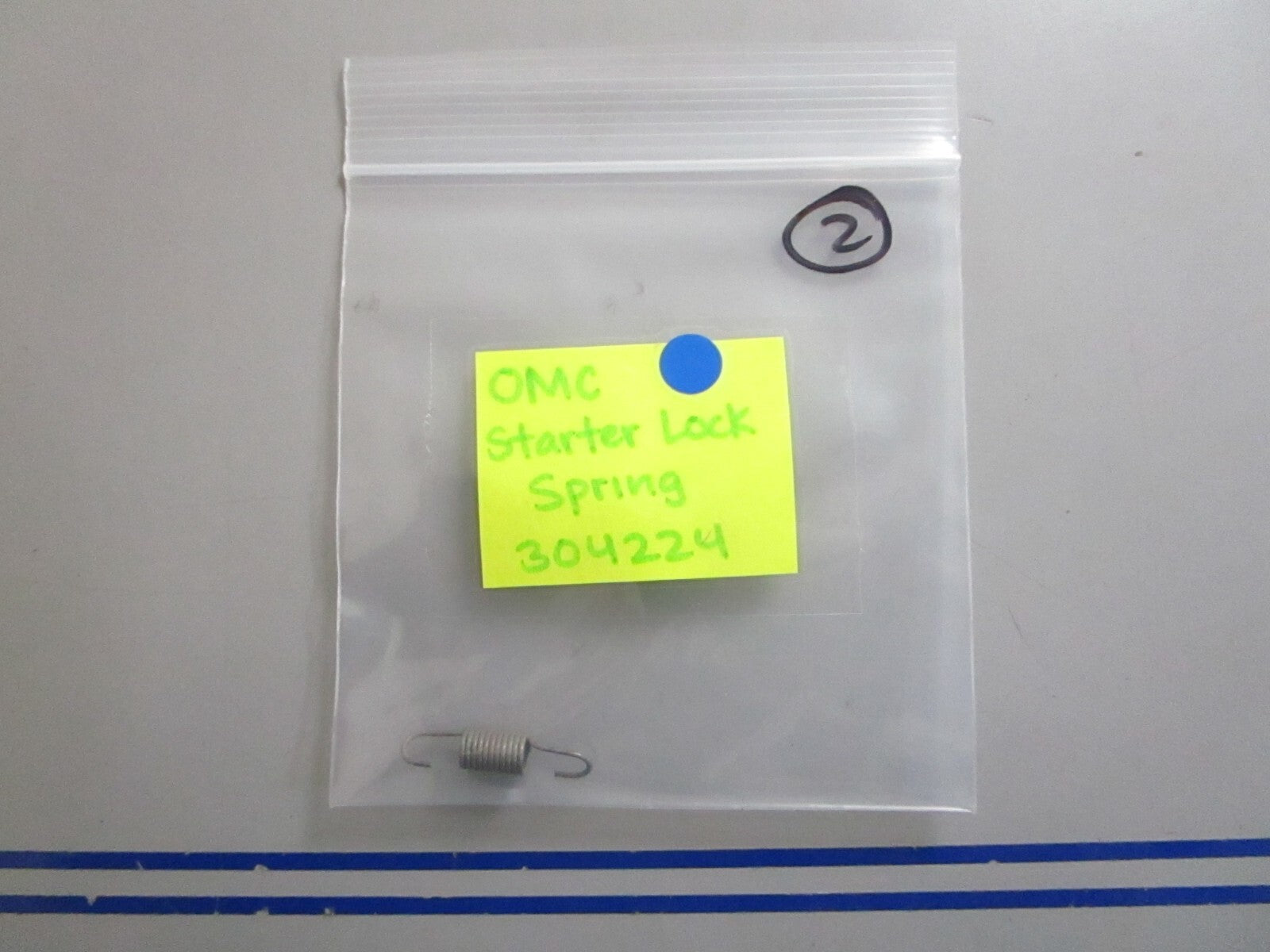 *NEW OEM* 0810 OMC Johnson Evinrude Starter Lock Spring 304224 0304224