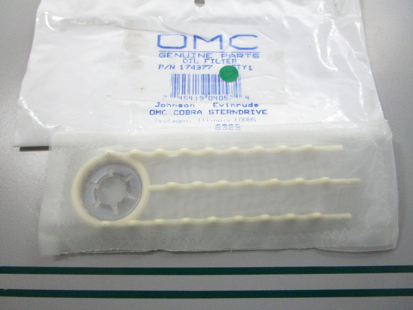 NEW OEM 174377 0174377 OMC Johnson Evinrude Oil Filter 0810